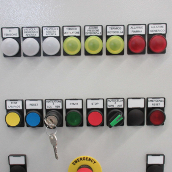 Quadro elettrico di comando per impianti trattamento aria dettaglio pulsanti